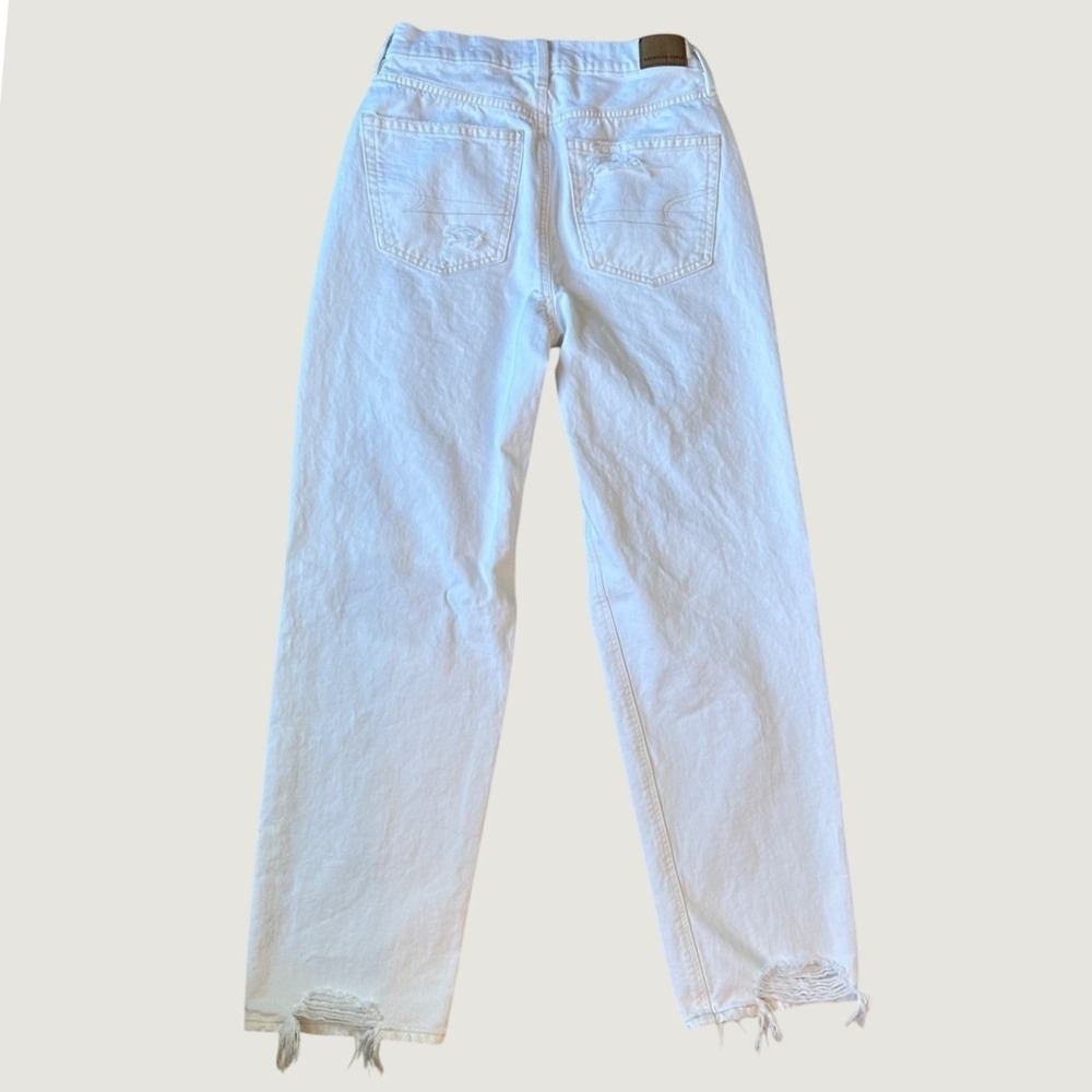 American Eagle Highest Rise Baggy Straight White Distressed Jeans Size 4 Short - Picture 5 of 16